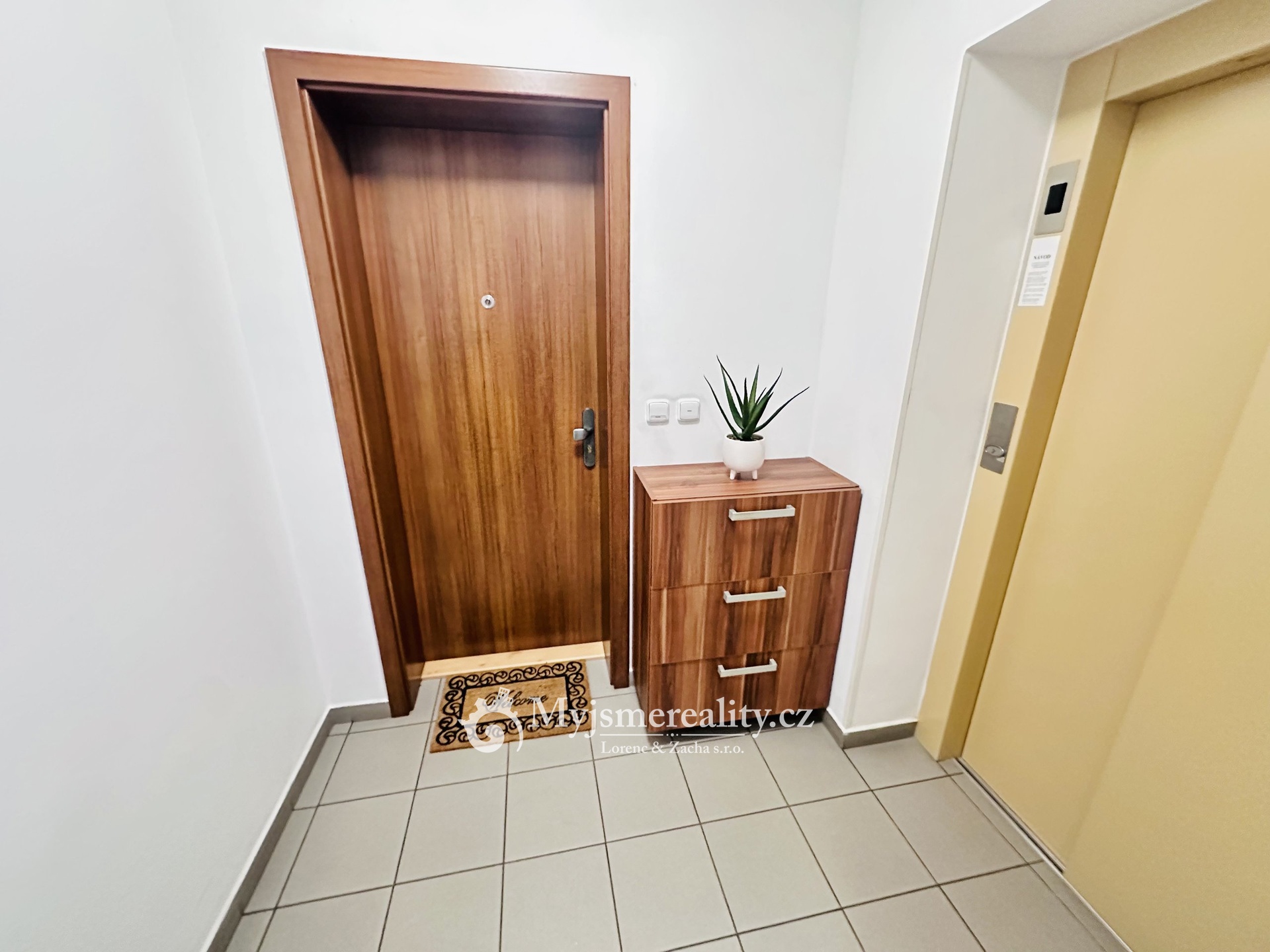 Fotografie k pronájmu nemovitosti