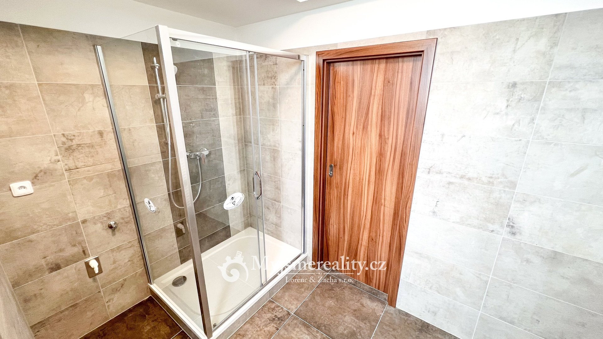 Fotografie k pronájmu nemovitosti