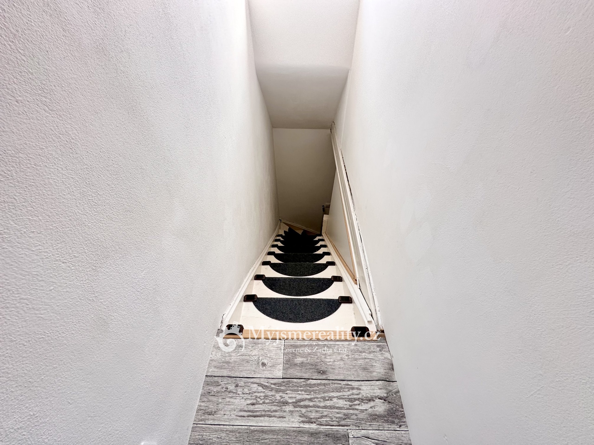 Fotografie k pronájmu nemovitosti