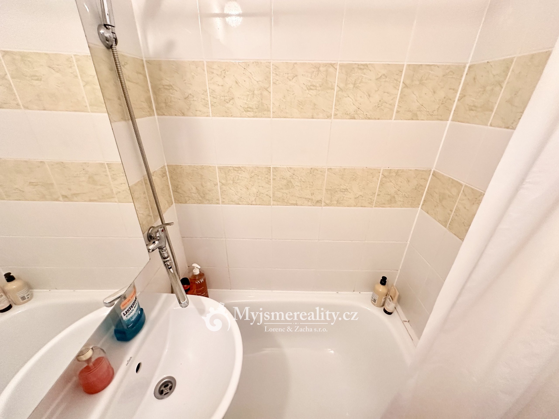 Fotografie k pronájmu nemovitosti