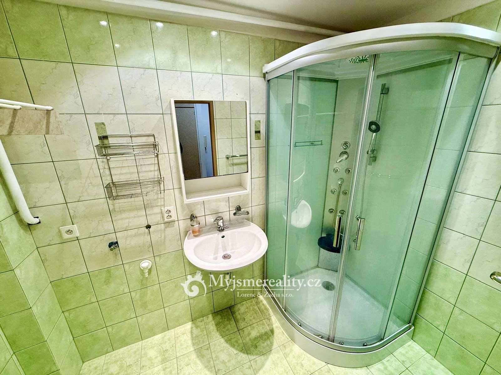 Fotografie k pronájmu nemovitosti