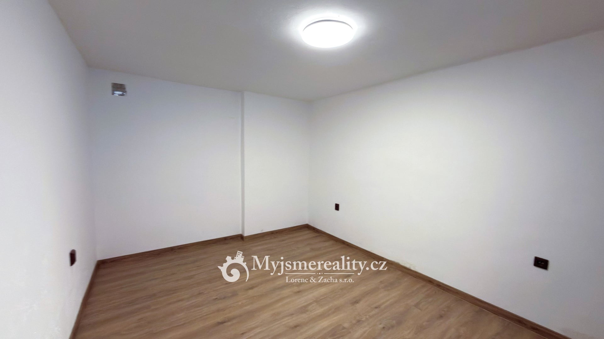 Fotografie k pronájmu nemovitosti